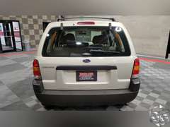 2004 Ford Escape  XLS