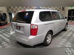 2008 Kia Sedona  LX