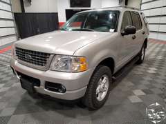 2005 Ford Explorer  XLT