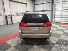 2009 Toyota Sienna CE