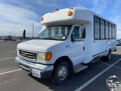 2005 Ford E450