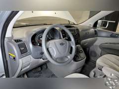 2008 Kia Sedona  LX