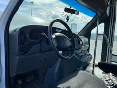 2005 Ford E450
