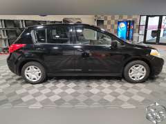 2011 Nissan Versa  S