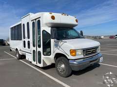 2005 Ford E450