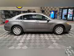 2012 Chrysler 200 LX