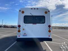 2005 Ford E450