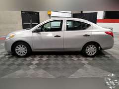 2014 Nissan Versa  SV