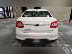 2010 Ford Taurus  SE