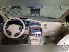 1998 Chrysler Town & Country  LXi