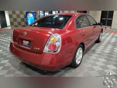 2004 Nissan Altima  2.5S