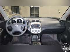 2004 Nissan Altima  2.5S