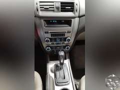 2011 Ford Fusion  SE
