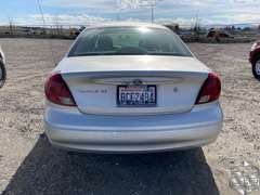 2001 Ford Taurus  SE