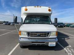 2005 Ford E450