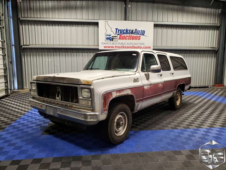 1980 GMC Suburban  Sierra Classic