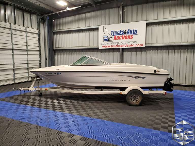 2009 Bayliner 175