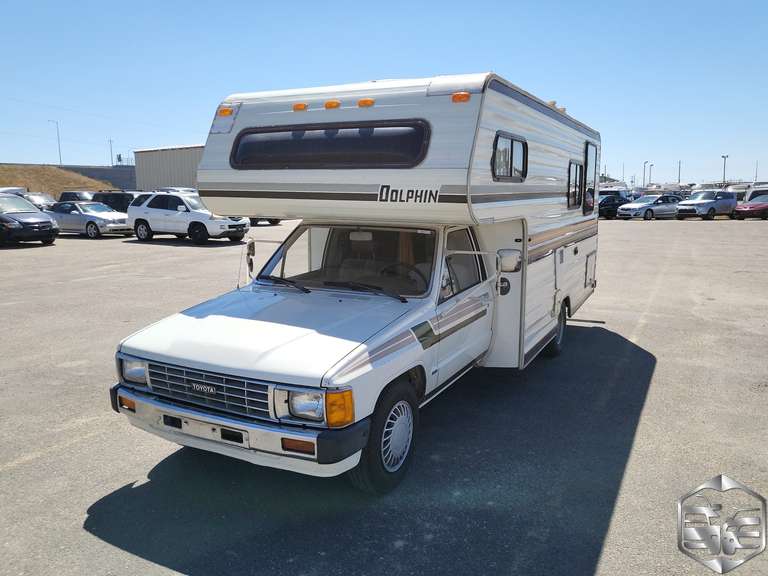 1984 Toyota Dolphin Class C Motorhome - Trucks & Auto Auctions