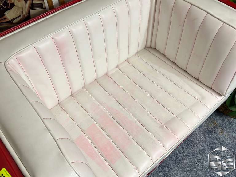 CUSTOM COCACOLA COUCH Trucks & Auto Auctions