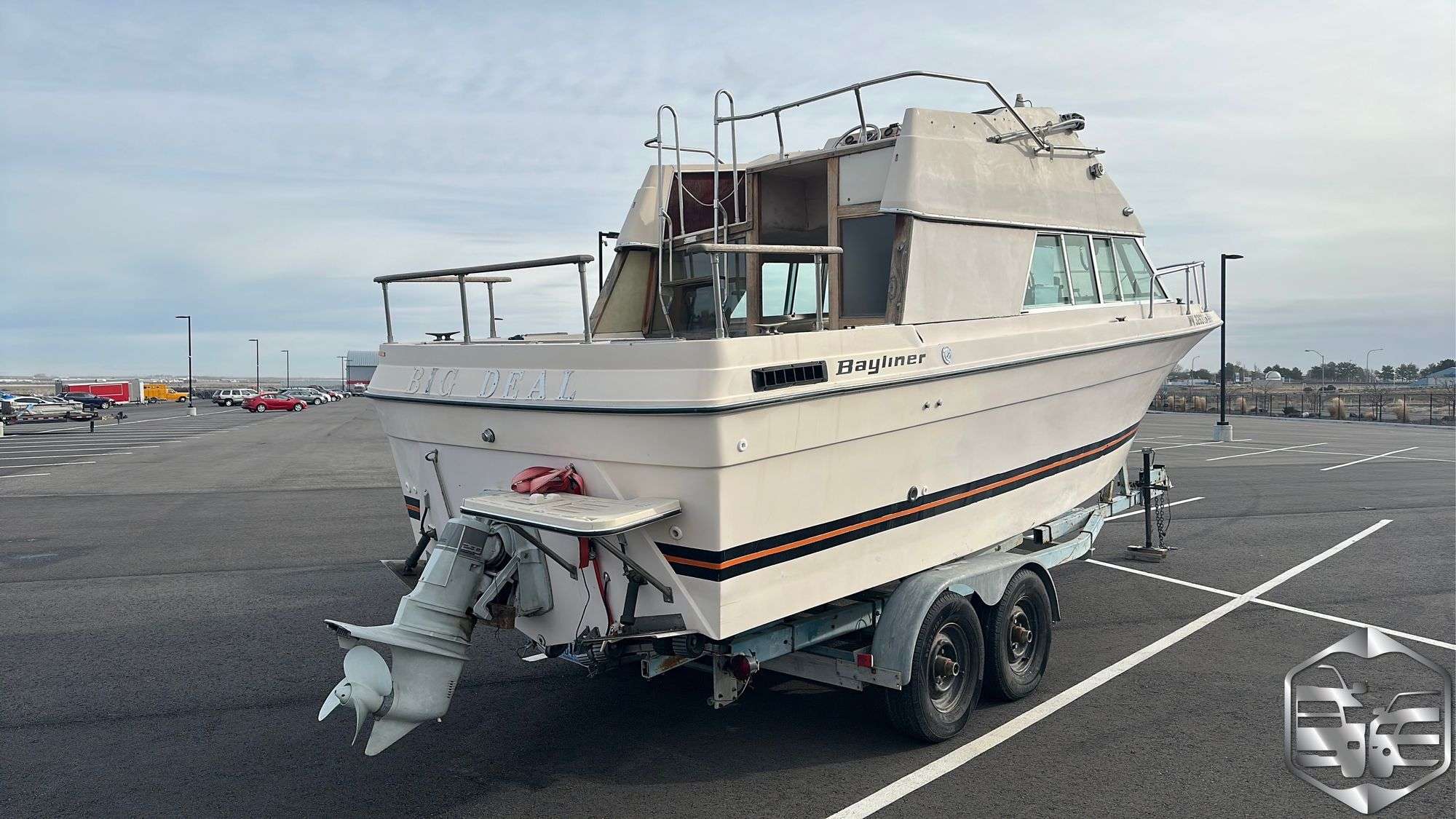 1979 Bayliner PigPC 25' - Trucks & Auto Auctions