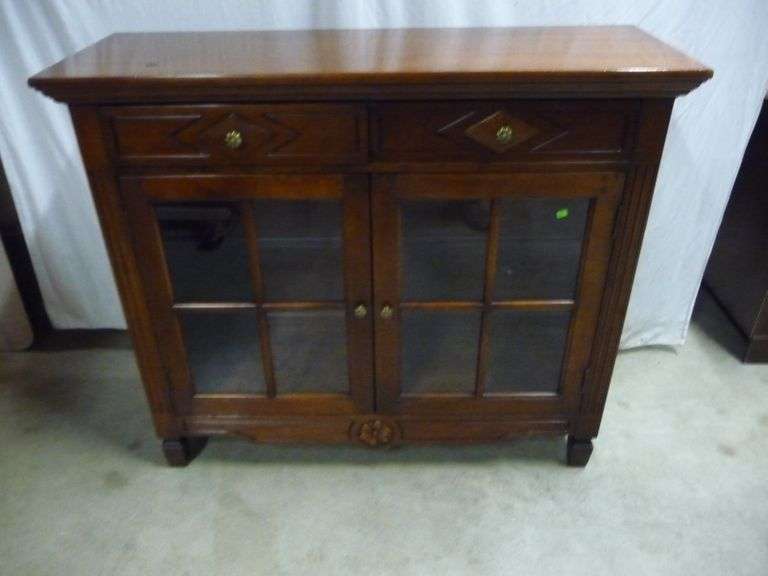Personal Property Furniture Household items China Cabinet, Chair Lift