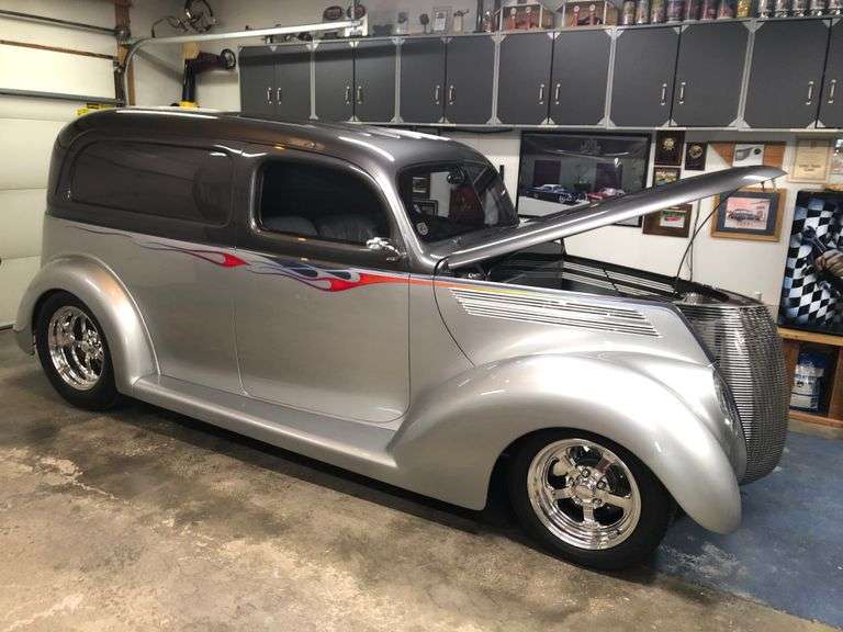 23rd Annual Kool Deadwood Nites Classic Car Auction SATURDAY