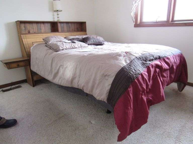 REJUVEN 81 ADJUSTABLE FULL SIZE BED INCLUDES HANDMADE HEADBOARD