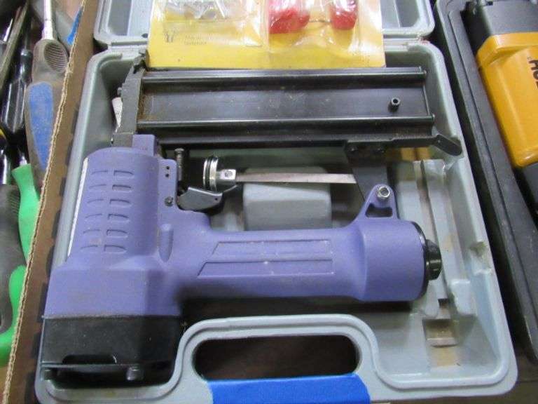 HARBOR FREIGHT FINISHER NAILER AND NEW RIVET GUN McPherson Auction