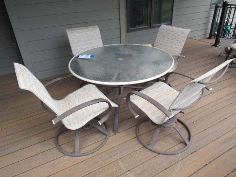 46" ROUND GLASS TOP PATIO TABLE & 4 SWIVEL ROCKER CHAIRS, GLIDER LOVE