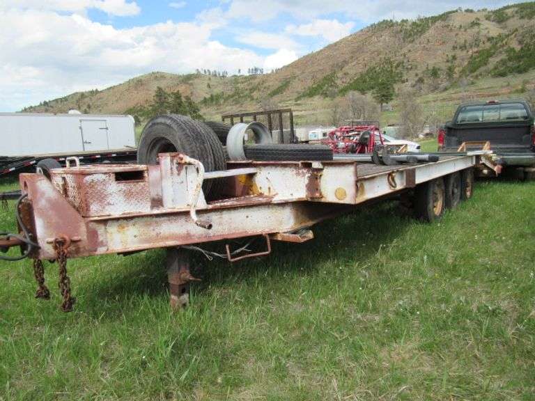 SHOP BUILT 8' X 20' TRIPLE AXLE FLATBED TRAILER FLIP OVER RAMPS