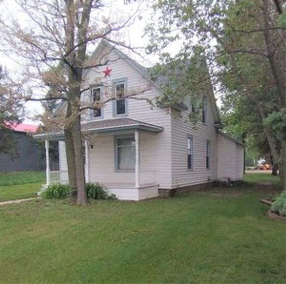 4 BEDROOM HOME PLATTE SD McPherson Auction & Realty