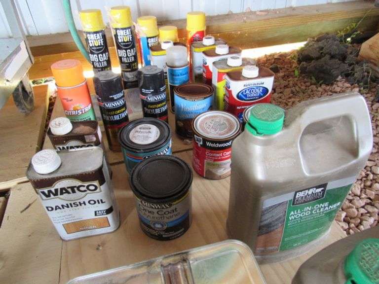 LARGE GROUP OF CLEANING SUPPLIES, LACQUER THINNER, WATCO STAIN, WOOD
