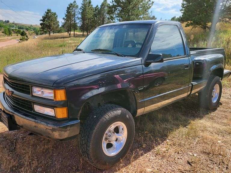 1994 CHEVY K1500 McPherson Auction & Realty