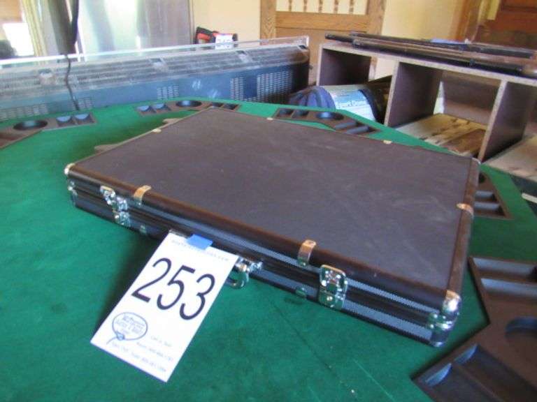 49" FOLDING POKER TABLE TOP WITH MASSIVE AMOUNT OF NEW POKER CHIPS AND