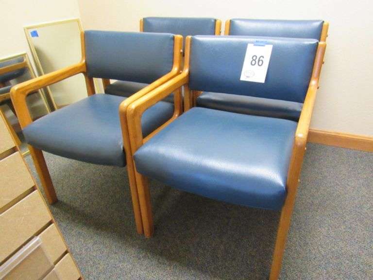 OFFICE CLIENT CHAIRS MATCHES ALL OF THE SHOW CASES AND DISPLAYS IN