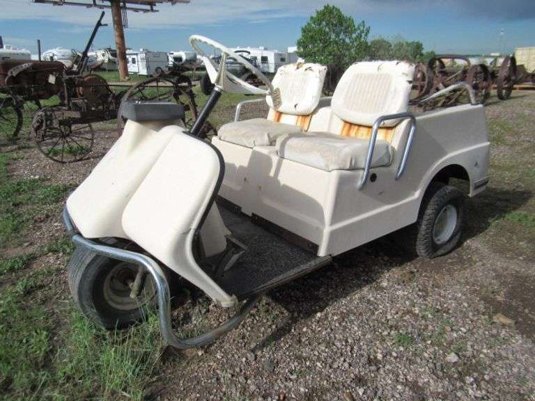 HARLEY DAVIDSON 3 WHEEL GOLF CART ELECTRIC NEEDS WORK McPherson Auction & Realty
