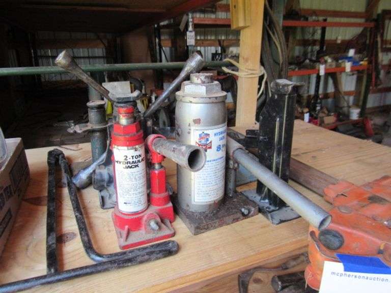 6 ASSORTED JACKS AND SMALL CROSS TIRE IRON WRENCH McPherson Auction