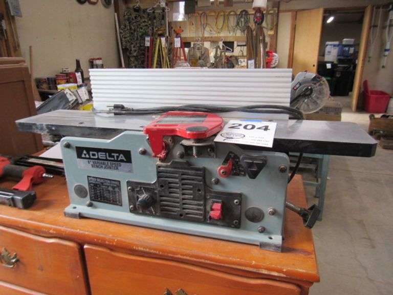 DELTA 6 IN BENCH TOP JOINTER McPherson Auction & Realty