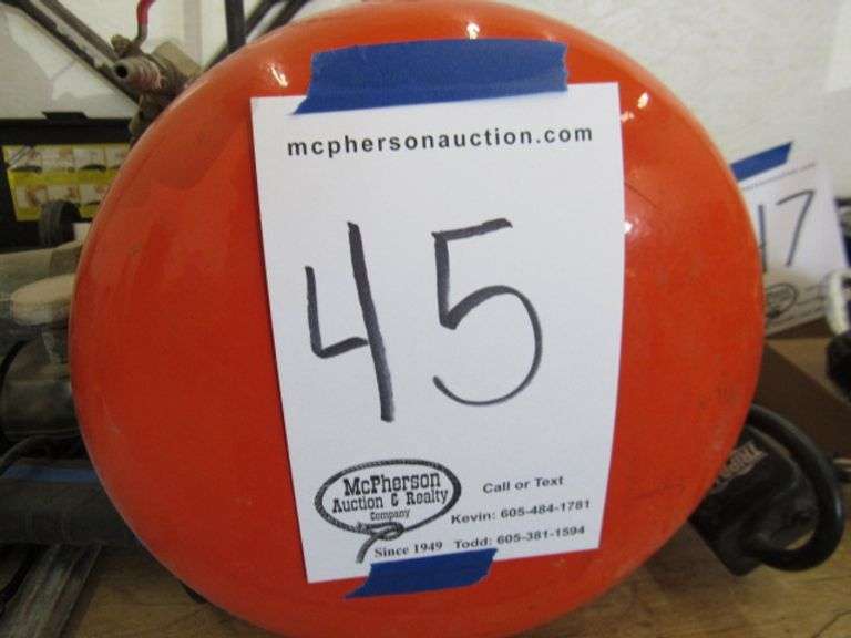 5 GAL. BEAD SEATER, SHOP LIGHT, CROSS TIRE IRONS AND HAND SOAP