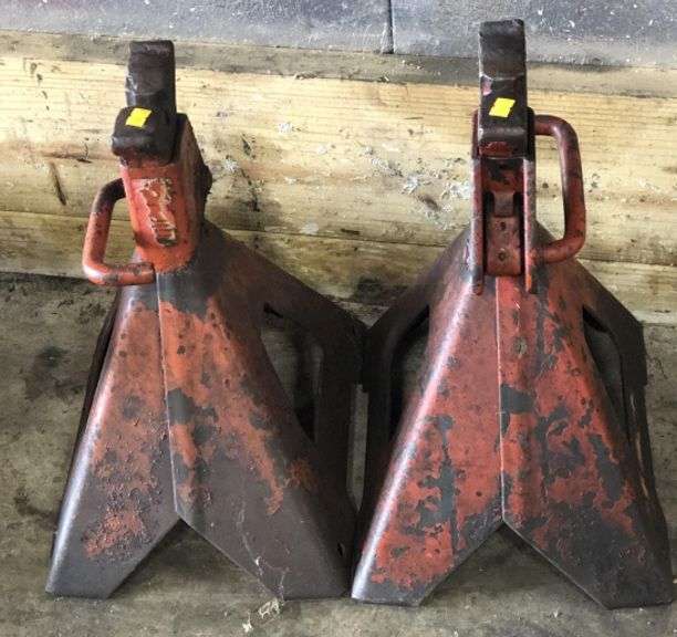 Jack Stands Metzger Property Services LLC