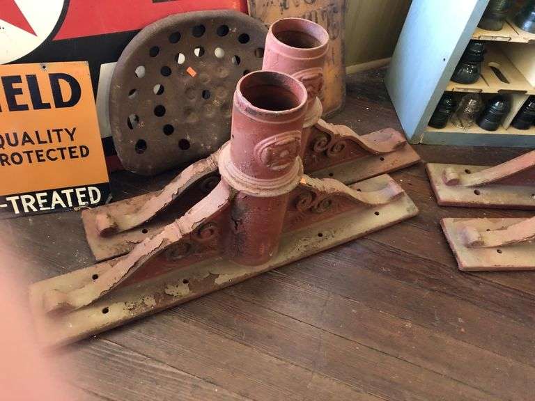 Cast Iron brackets 16x33x5 Metzger Property Services LLC