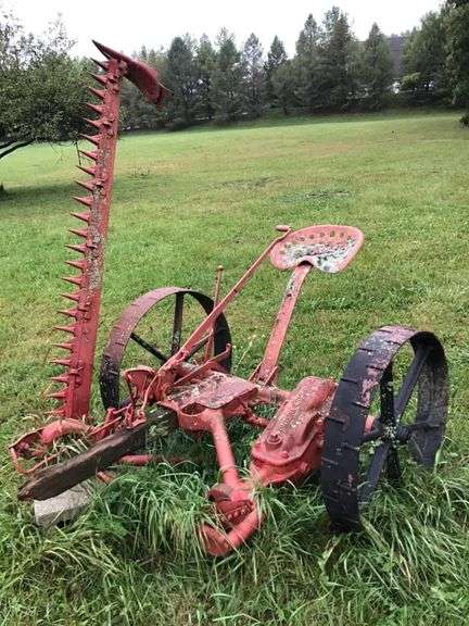 ONLINE ONLY AUCTION! CROCKS - PRIMITIVES - TOOLS - BOATS - EQUIPMENT - HOUSEHOLD & MORE! FORT WAYNE, IN!