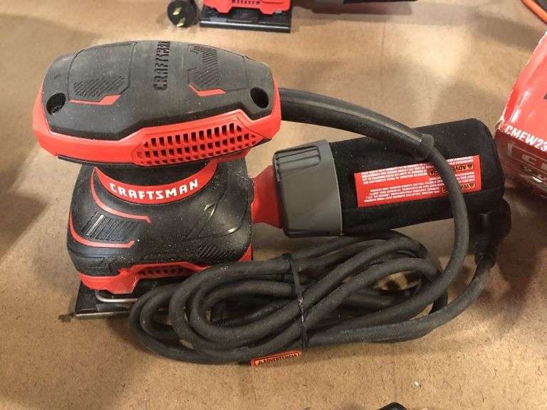 Craftsman 2.0 amp 1/4 sheet palm sander Metzger Property Services LLC