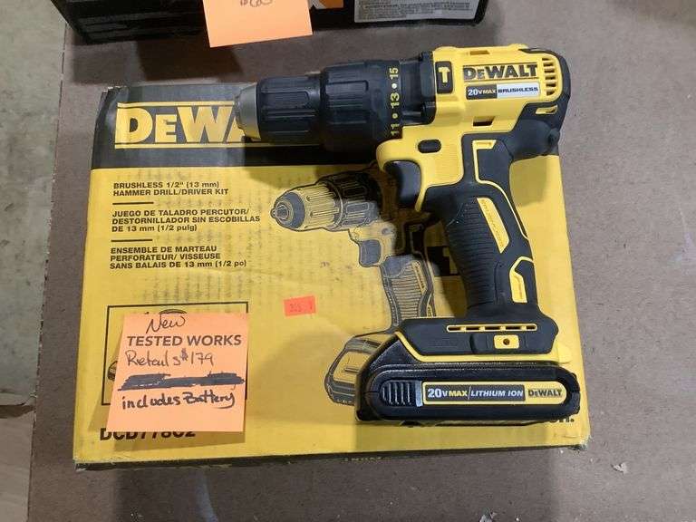 Dewalt brushless 1/2 in. Hammer drill/driver kit, includes 1 battery