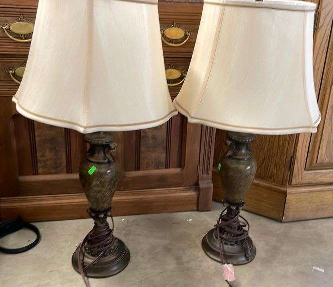 Two matching table lamps Metzger Property Services LLC