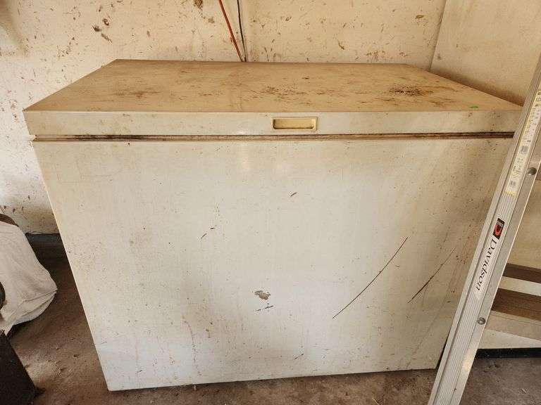 Kenmore chest freezer Works Metzger Property Services LLC