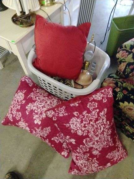 Pillows Lamp Basket Metzger Property Services LLC