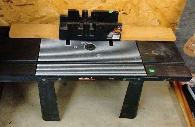 Router table and miter box Metzger Property Services LLC