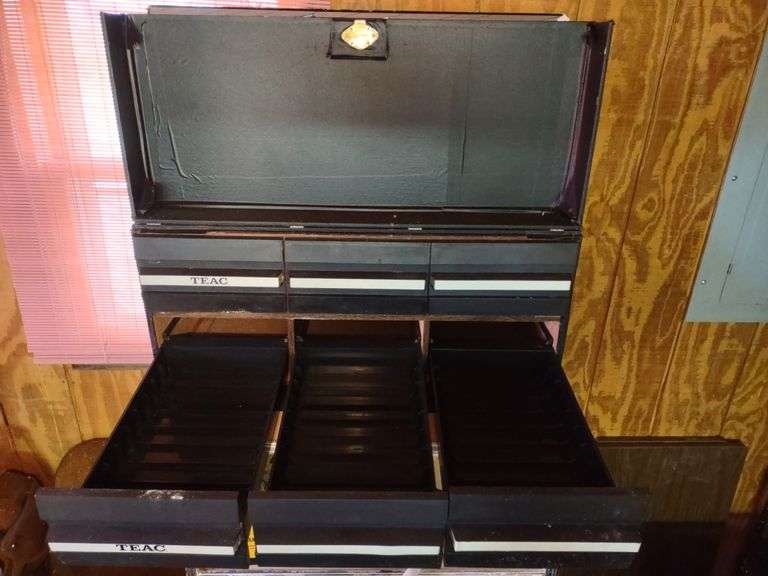 VHS LOCKING STORAGE WITH KEY Metzger Property Services LLC