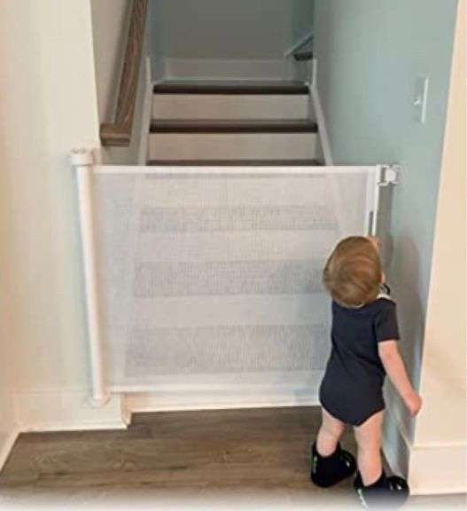 EasyBaby Retractable Baby Gate, 33" Tall, Extends up to 55'' Wide